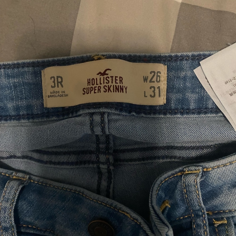 Hollister skinny jeans